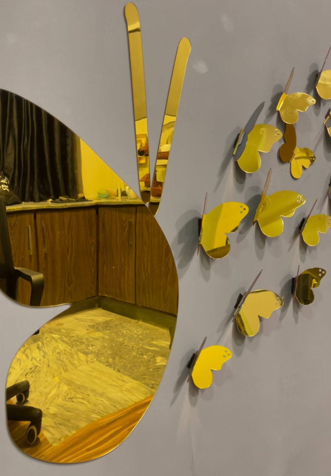 3D Golden Mini Mirror Butterfly Set – Elegant Wall Decor Accent