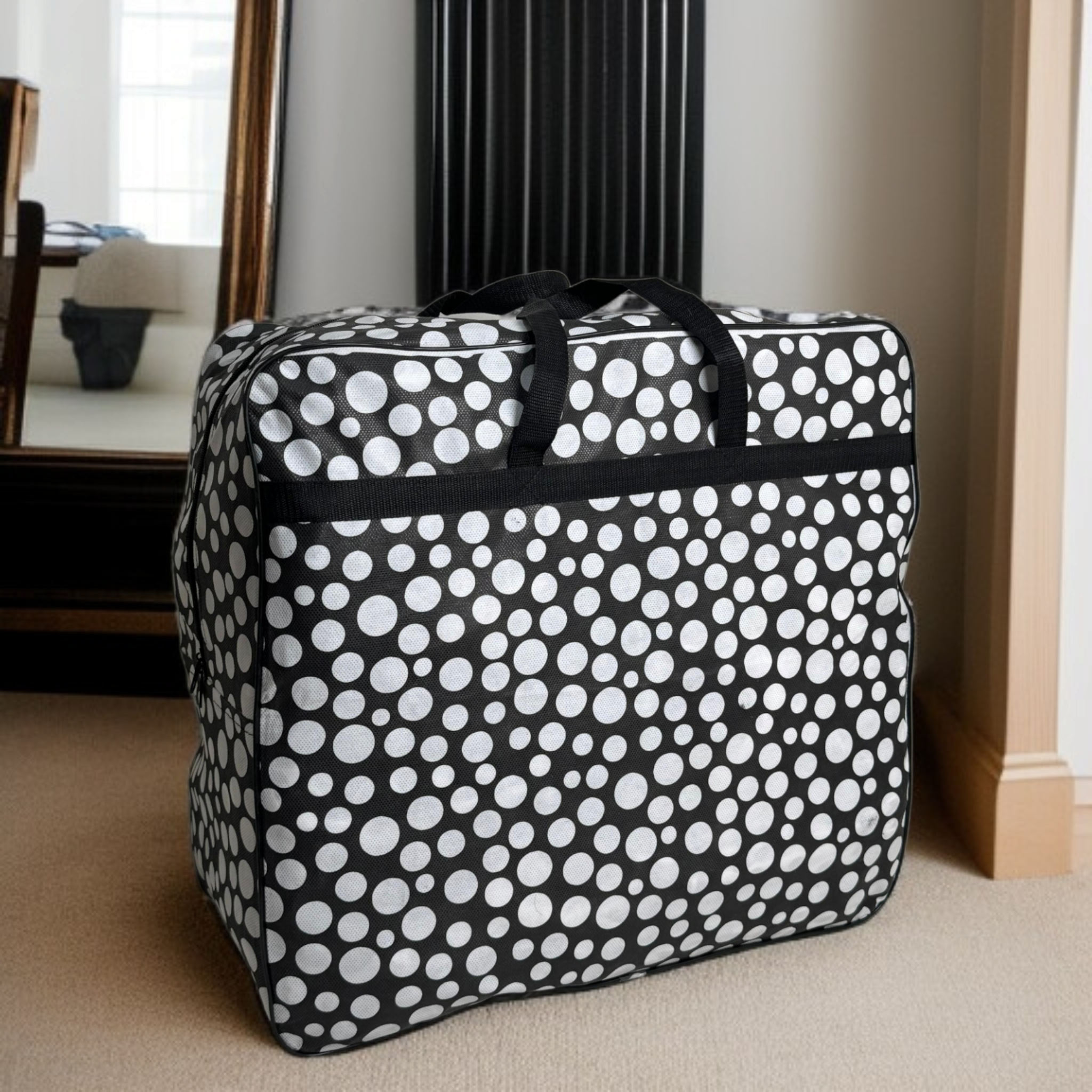 110GSM Non-Woven Luggage White (Polka Dot)