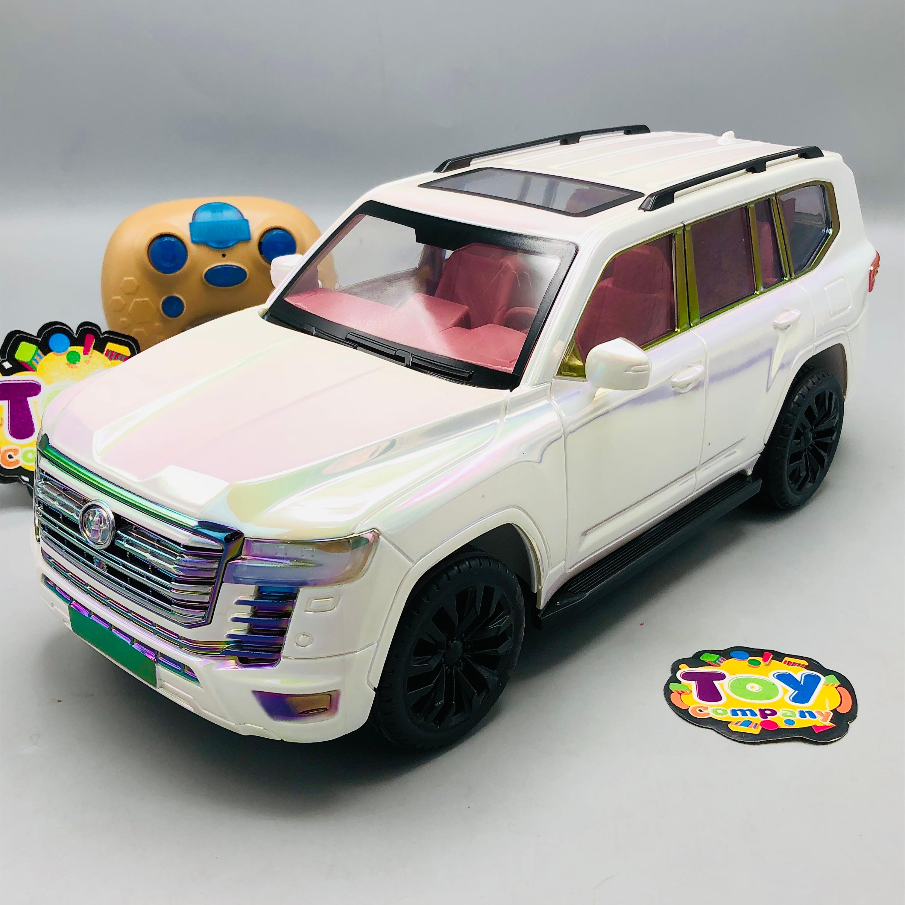 2.4GHz RC 1:10 Land Cruiser Racing Model With Smoke